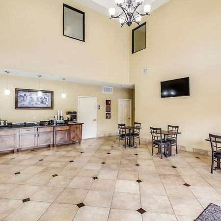 Americas Best Value Inn & Suites Tomball Bagian luar foto
