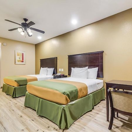 Americas Best Value Inn & Suites Tomball Bagian luar foto