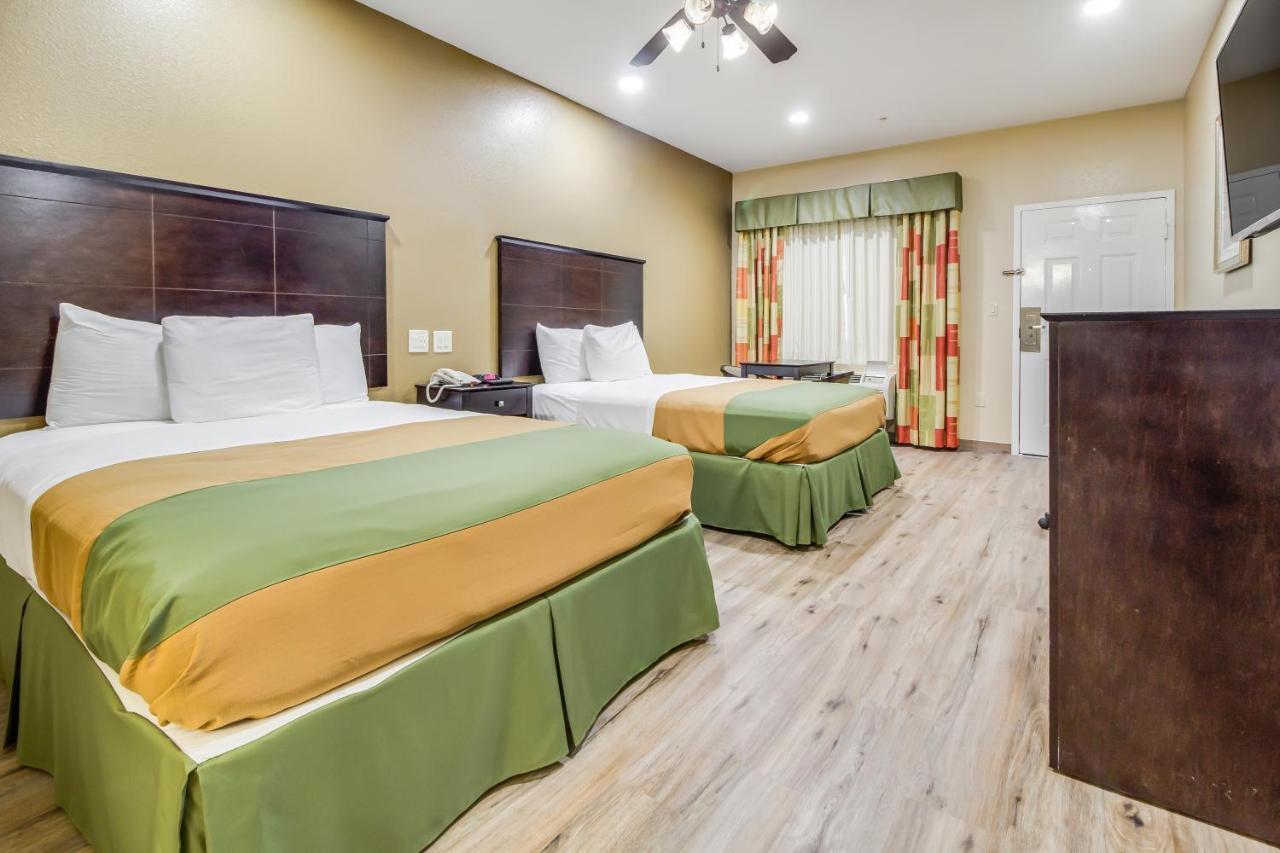 Americas Best Value Inn & Suites Tomball Bagian luar foto